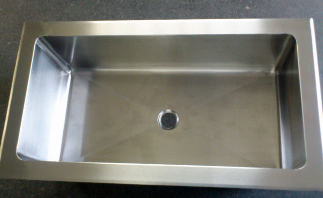 inox%20vgradno%20pomivalno%20korito